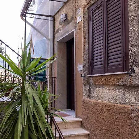 Dimora Maggiore Bed and breakfast 3*